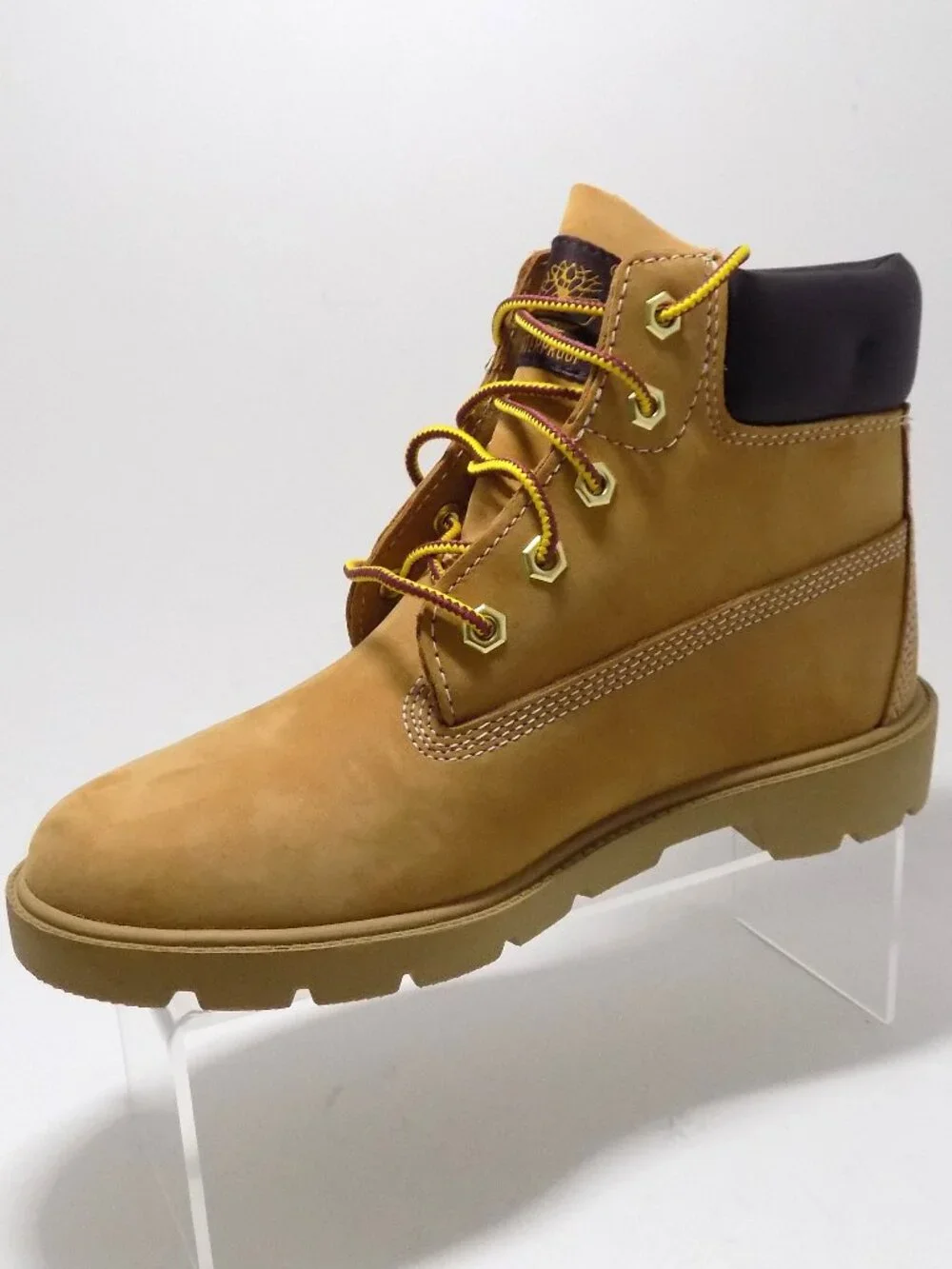 Timberland Classic 6 Inch Waterproof Classic Boot Big Kids- Size 4- New